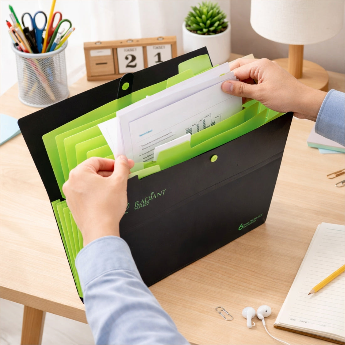 Worldone On The Deck A4 Portfolio Expanding Folder with 6 Compartments ...